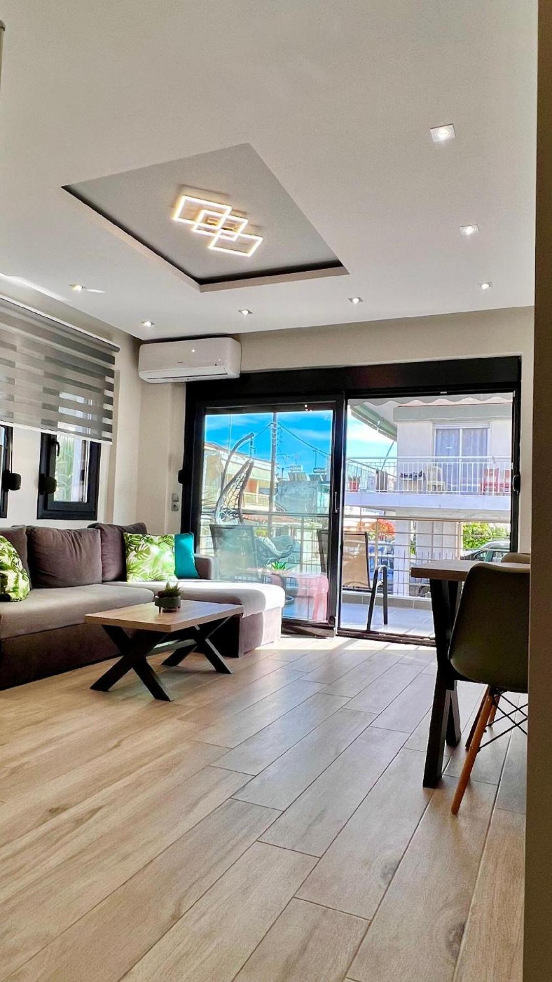Lux Apartment Nea Kallikratia Nea Kallikrateia Exteriör bild